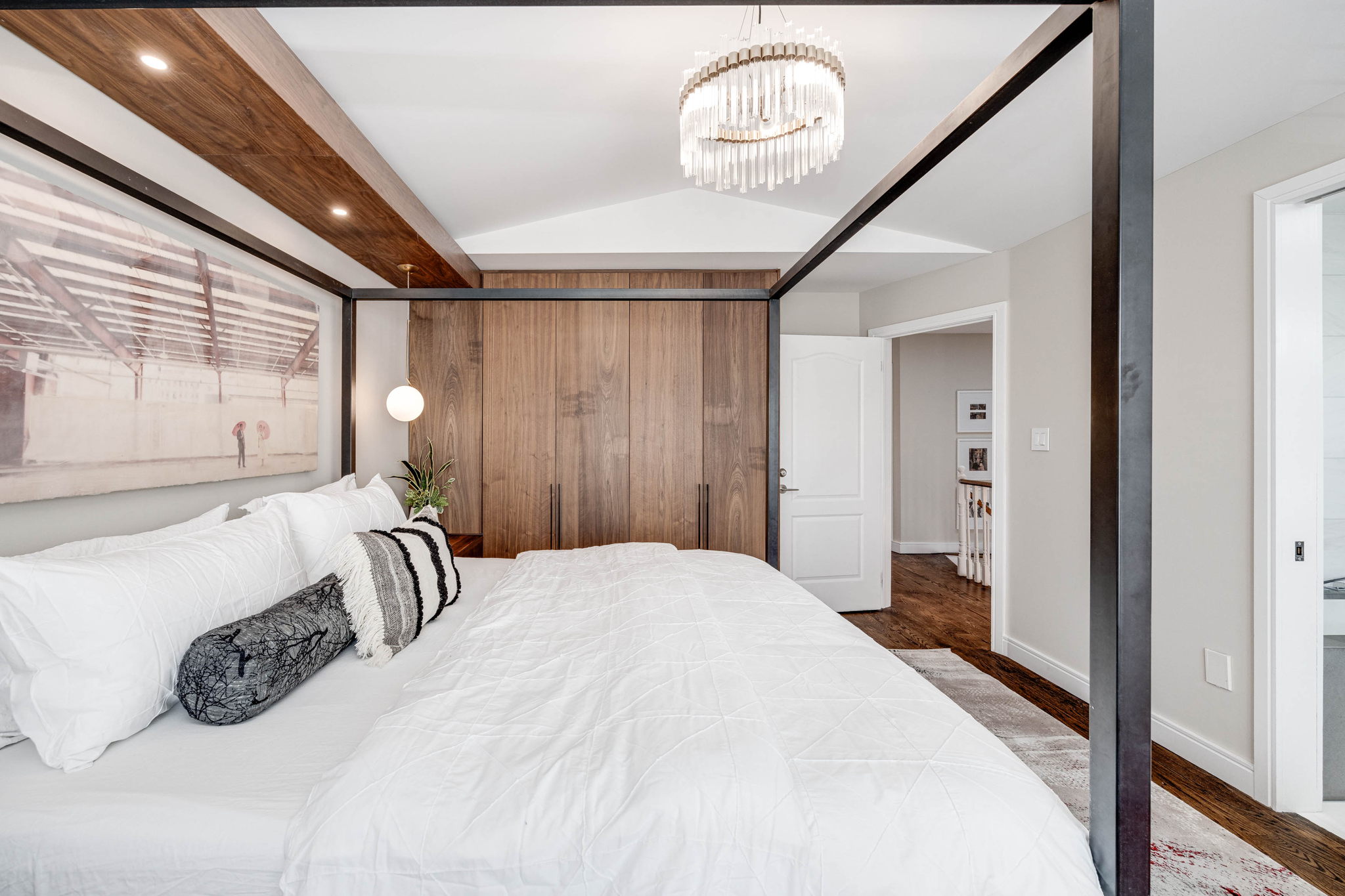 Toronto property showcase — delivered property photograph 48
