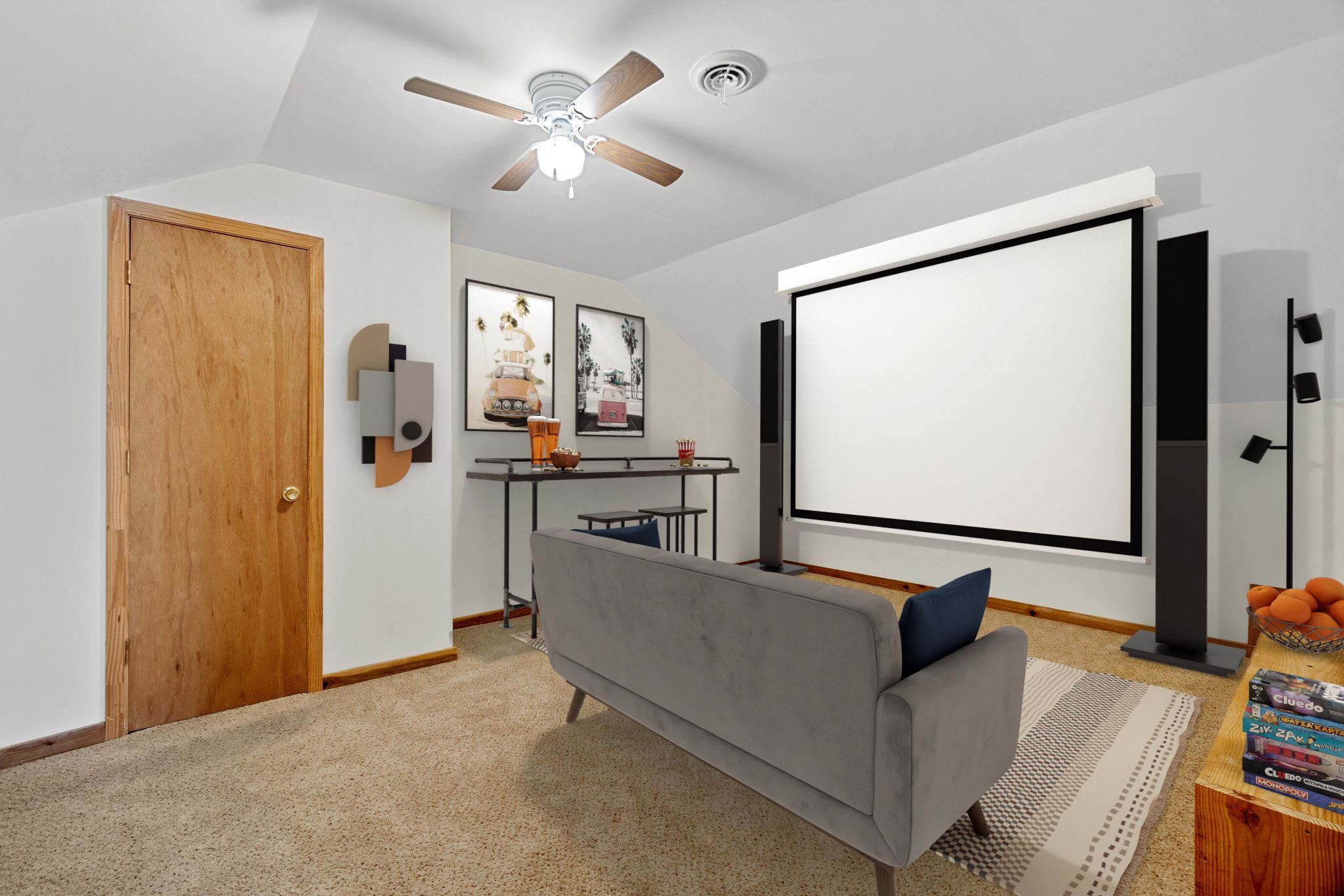 2nd Floor-Closet Space/Rec Area