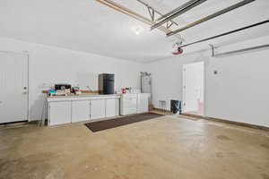 Garage work bench