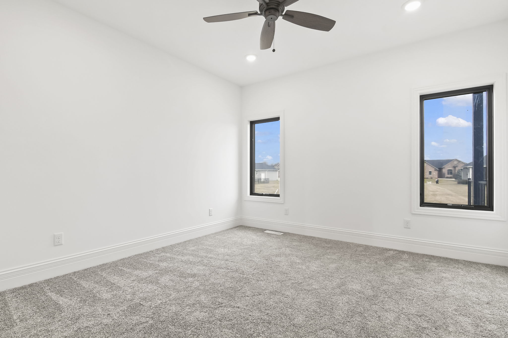 1920 Old Ironbridge, Chatham, IL 62629 Design Eyes Photography