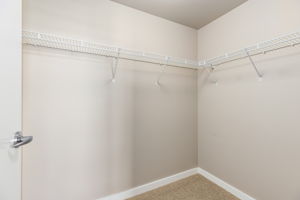 Walk in closet