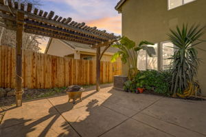 Stonecrest Dr - VT-004