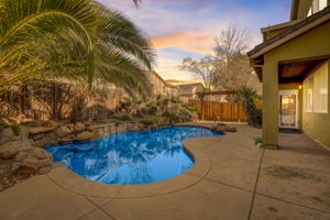 Stonecrest Dr - VT-003