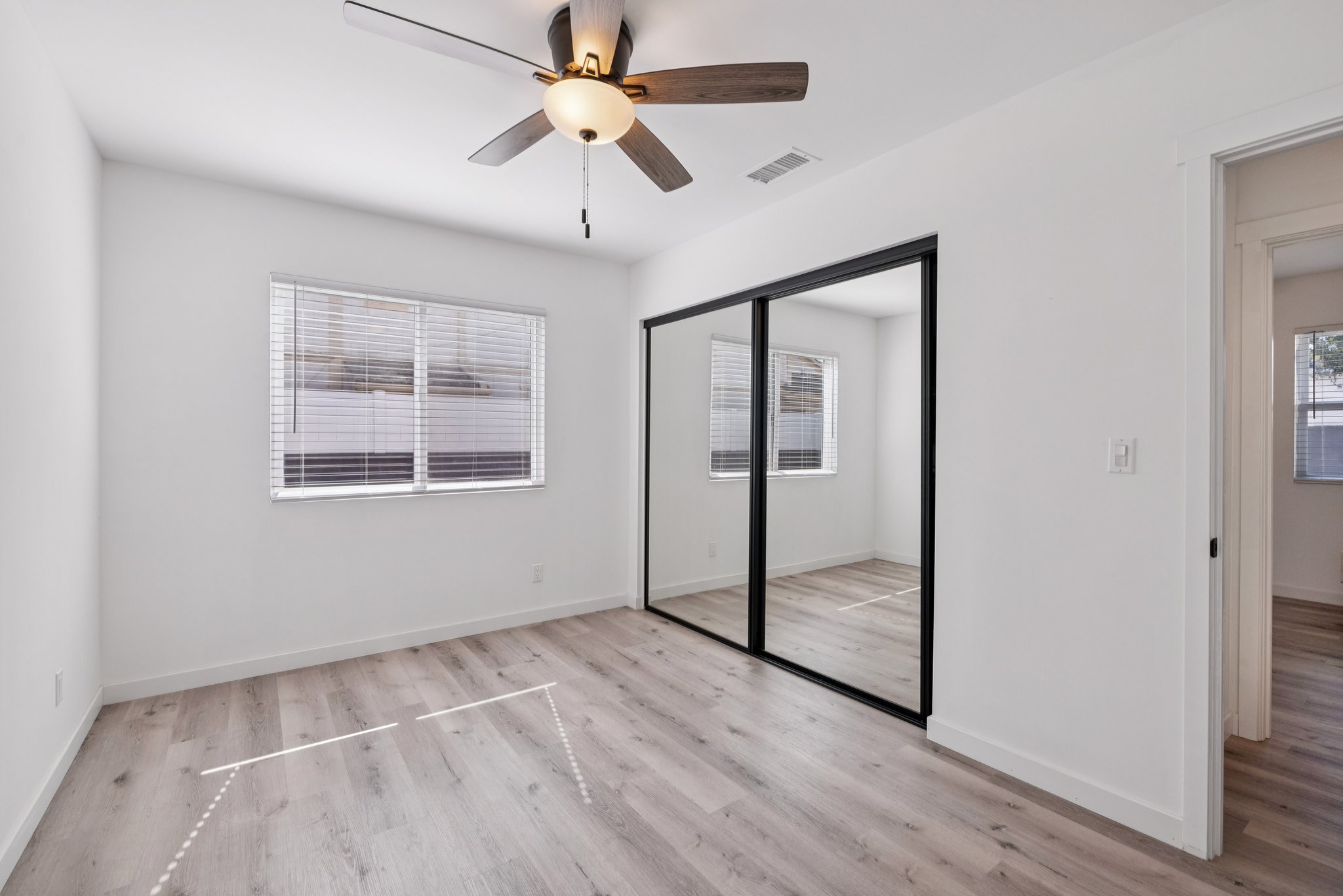 Entradero Ave-S2510-024.jpg