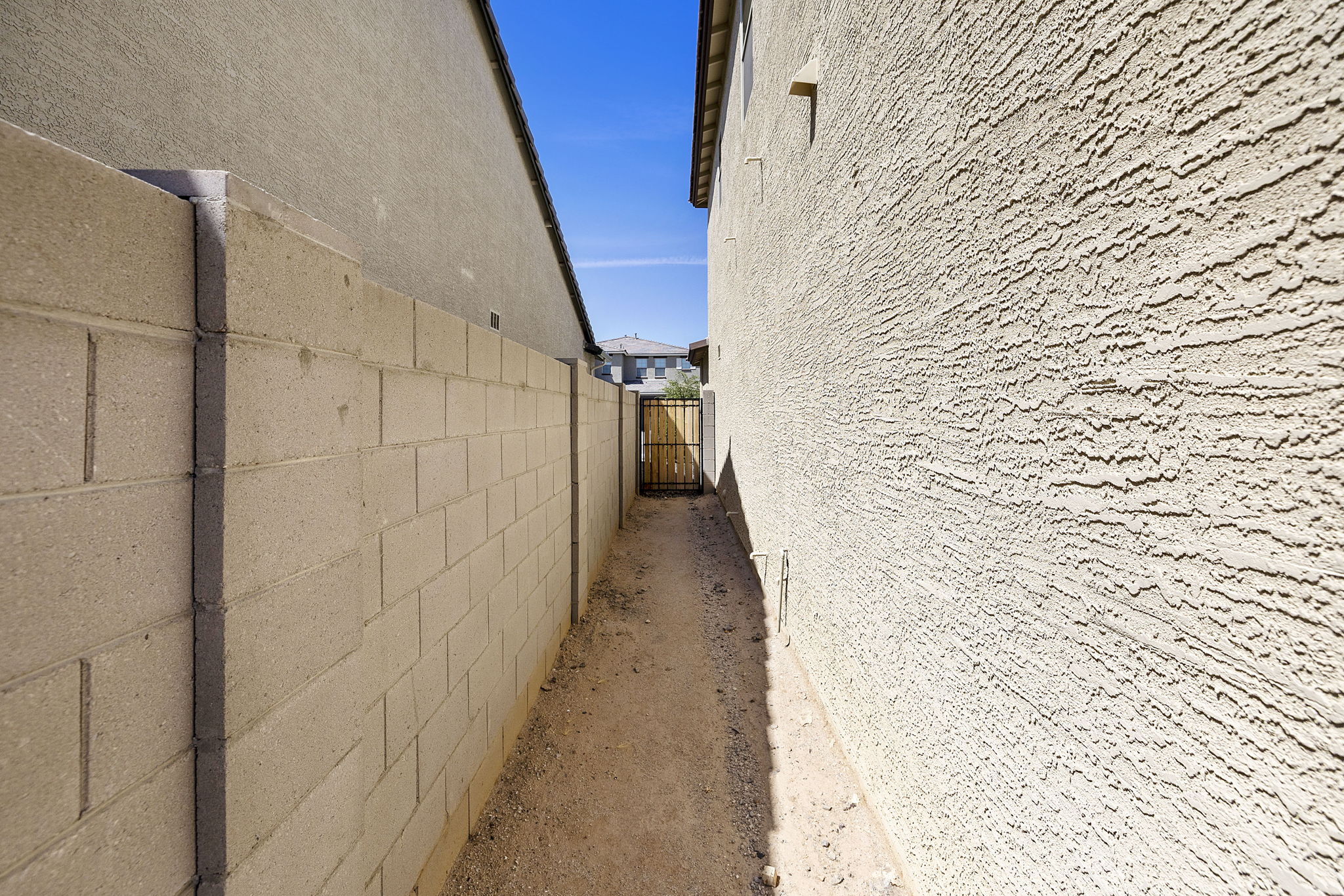  Photo 22
