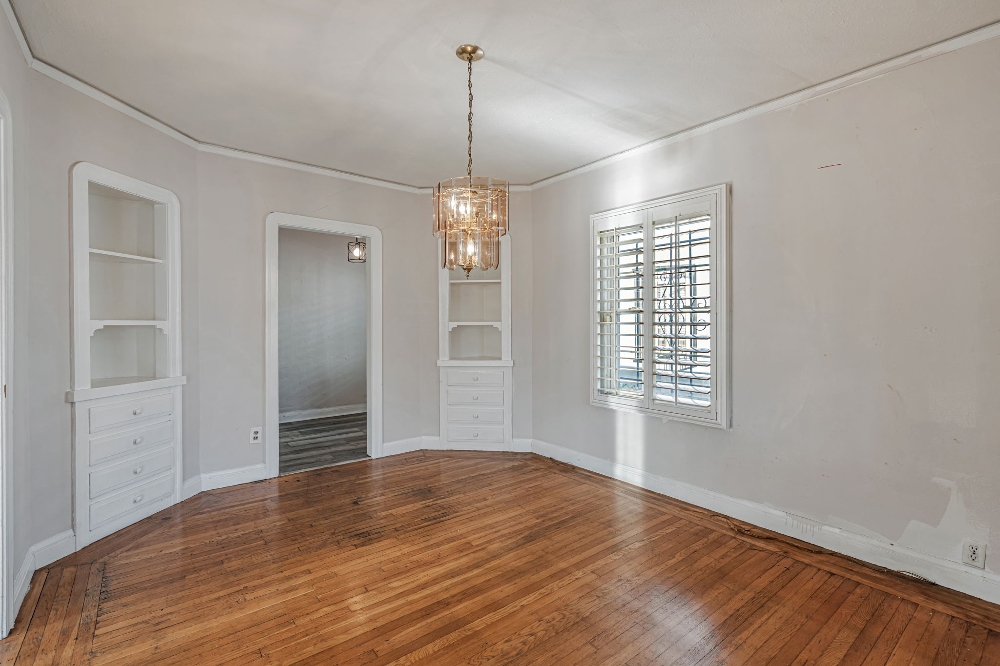 012_1921 106th Ave