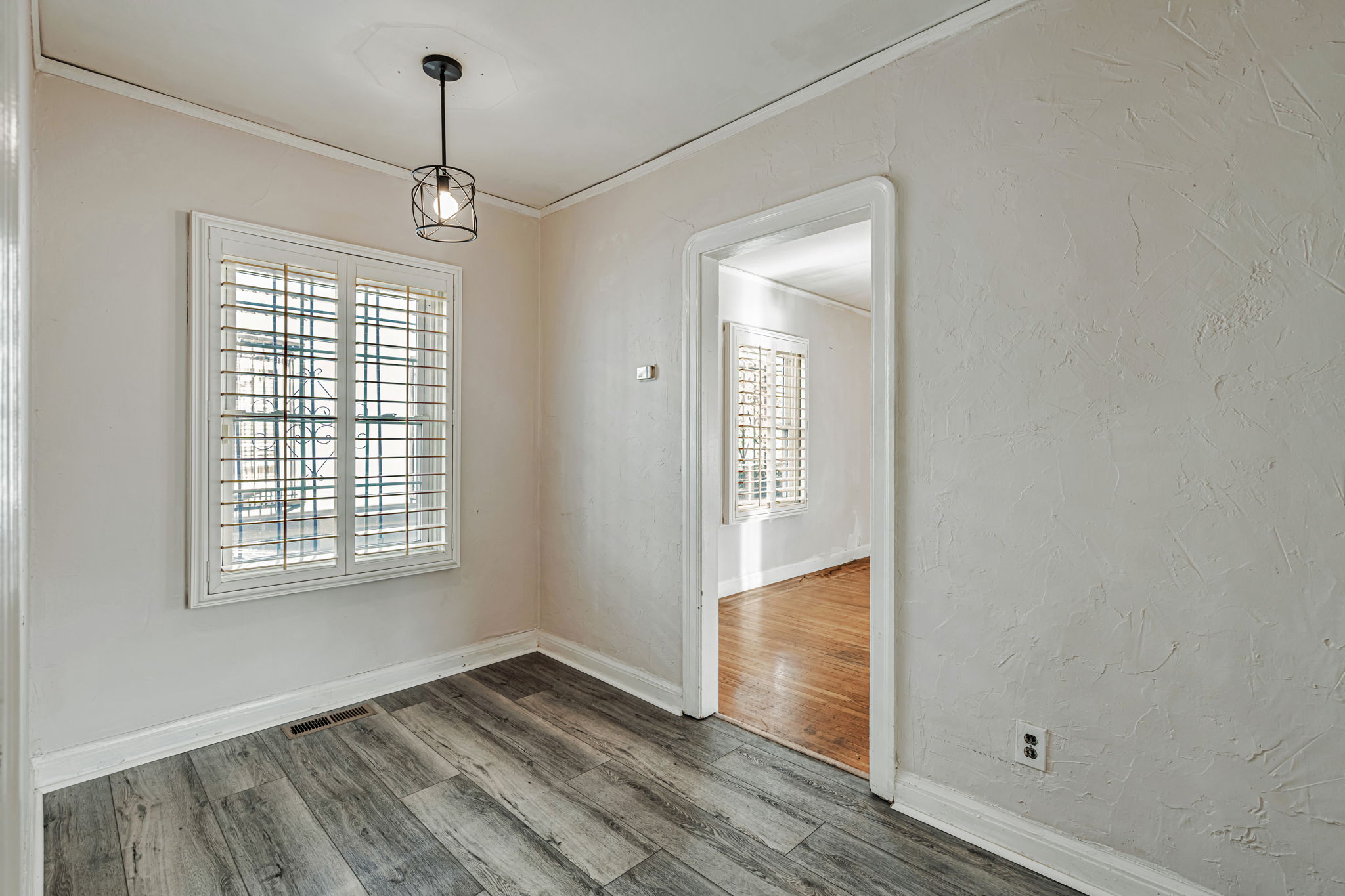 014_1921 106th Ave