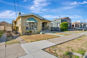 002_1921 106th Ave