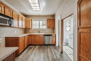 015_1921 106th Ave