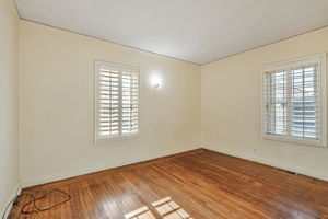 021_1921 106th Ave