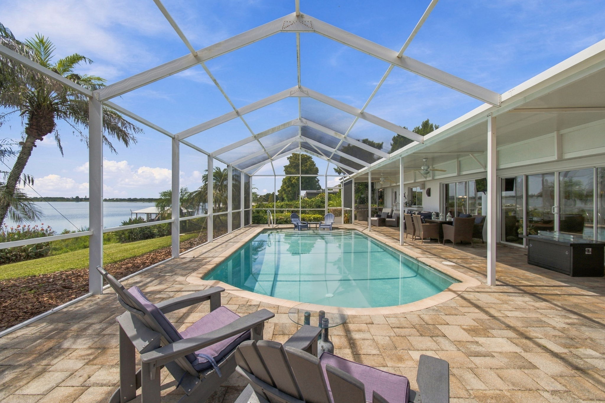 Screen Enclosed Pool & Covered Lanai