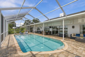 Screen Enclosed Pool & Covered Lanai