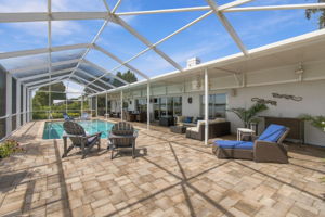 Screen Enclosed Pool & Covered Lanai