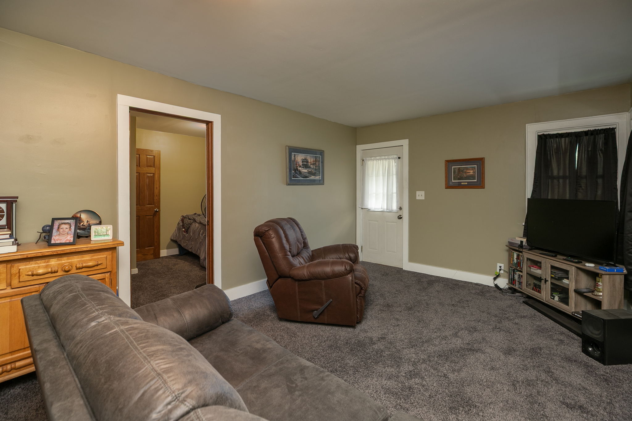 03-Living Room
