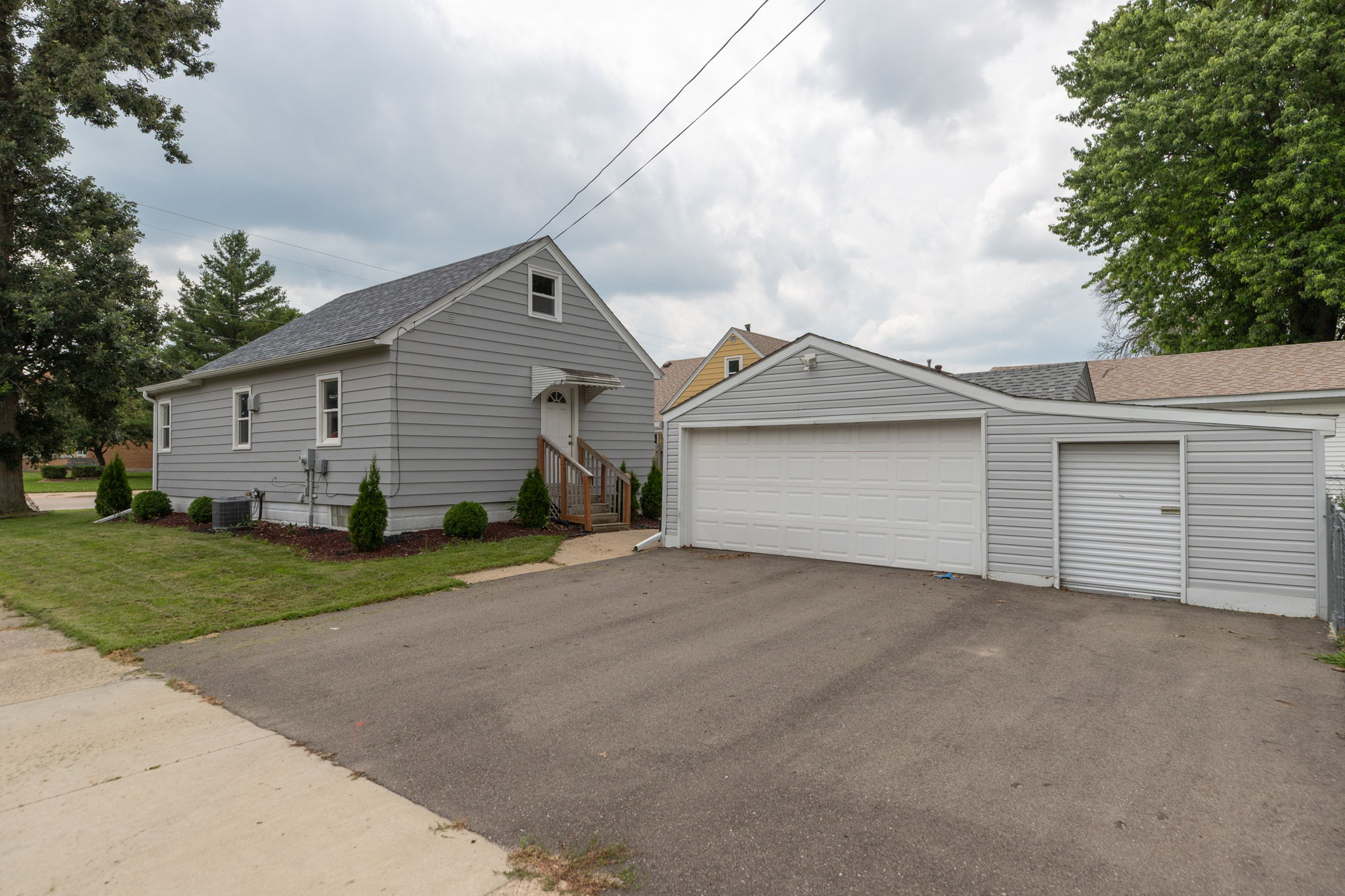 21-Garage