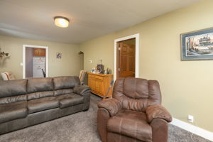 06-Living Room