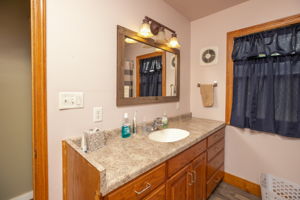 10-Bathroom