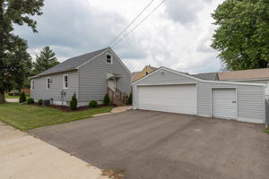 21-Garage