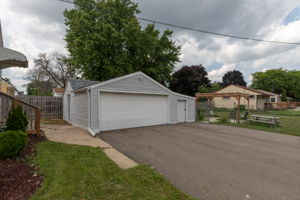 22-Garage