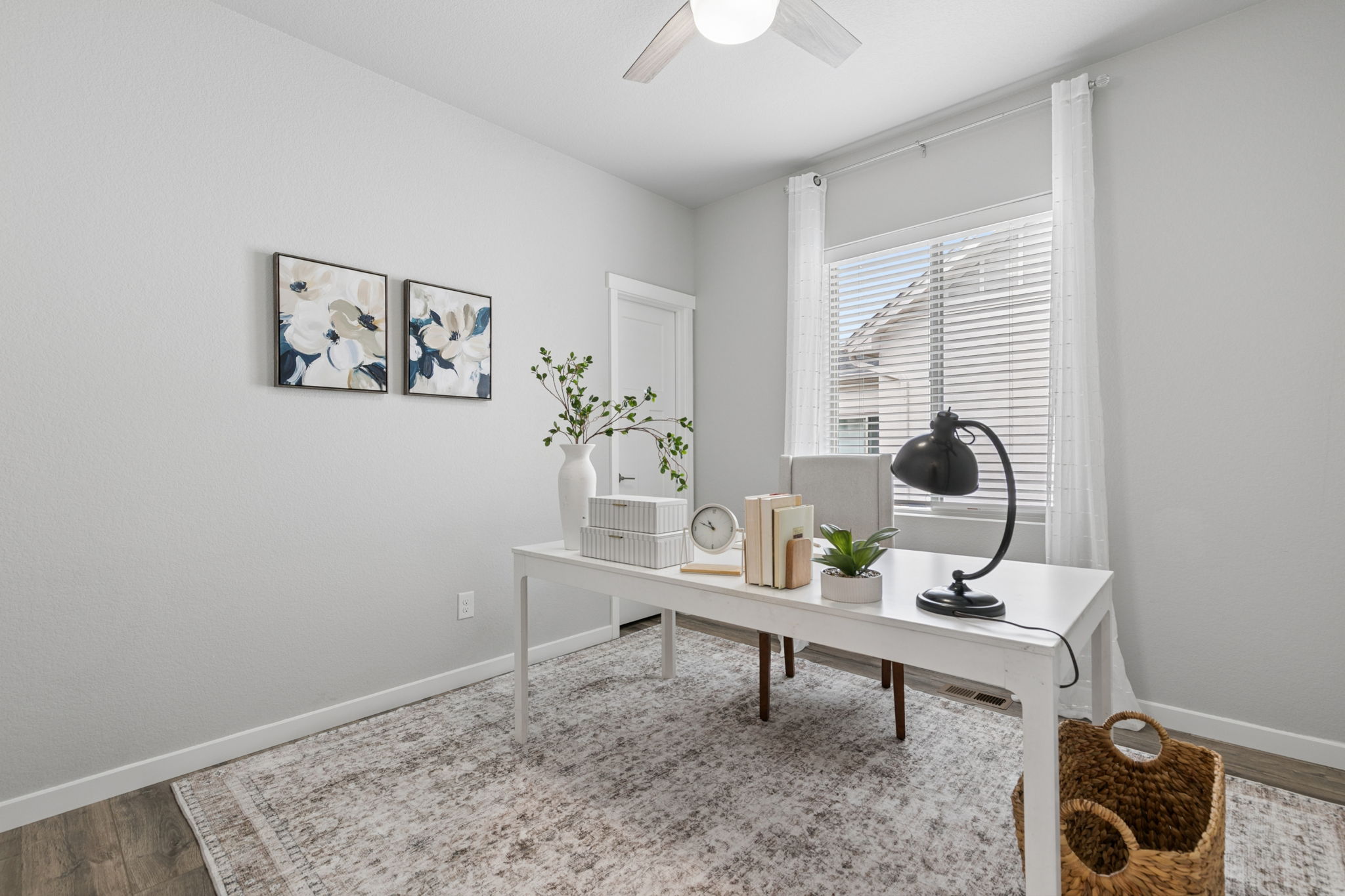 Bedroom/Office