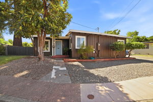 001_F8_1924 Diamond Ct