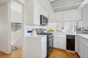 Mathews Ave-0805-024.jpg