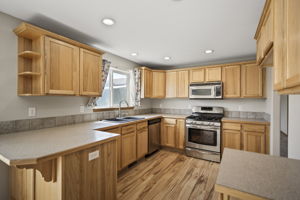  Photo 9