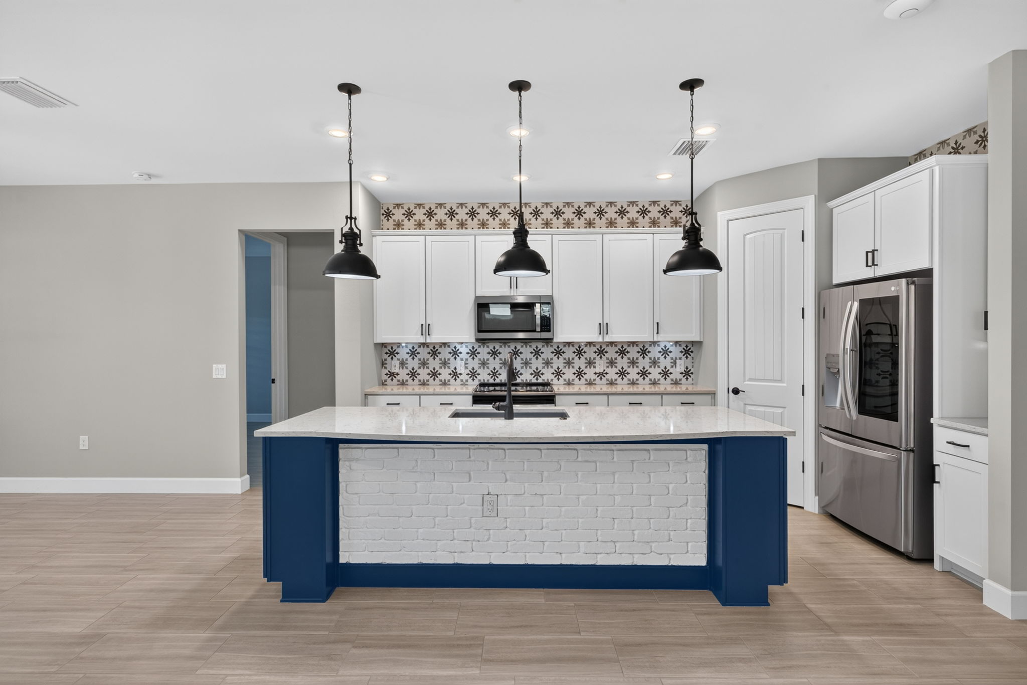 Breakfast Bar 1 of 2