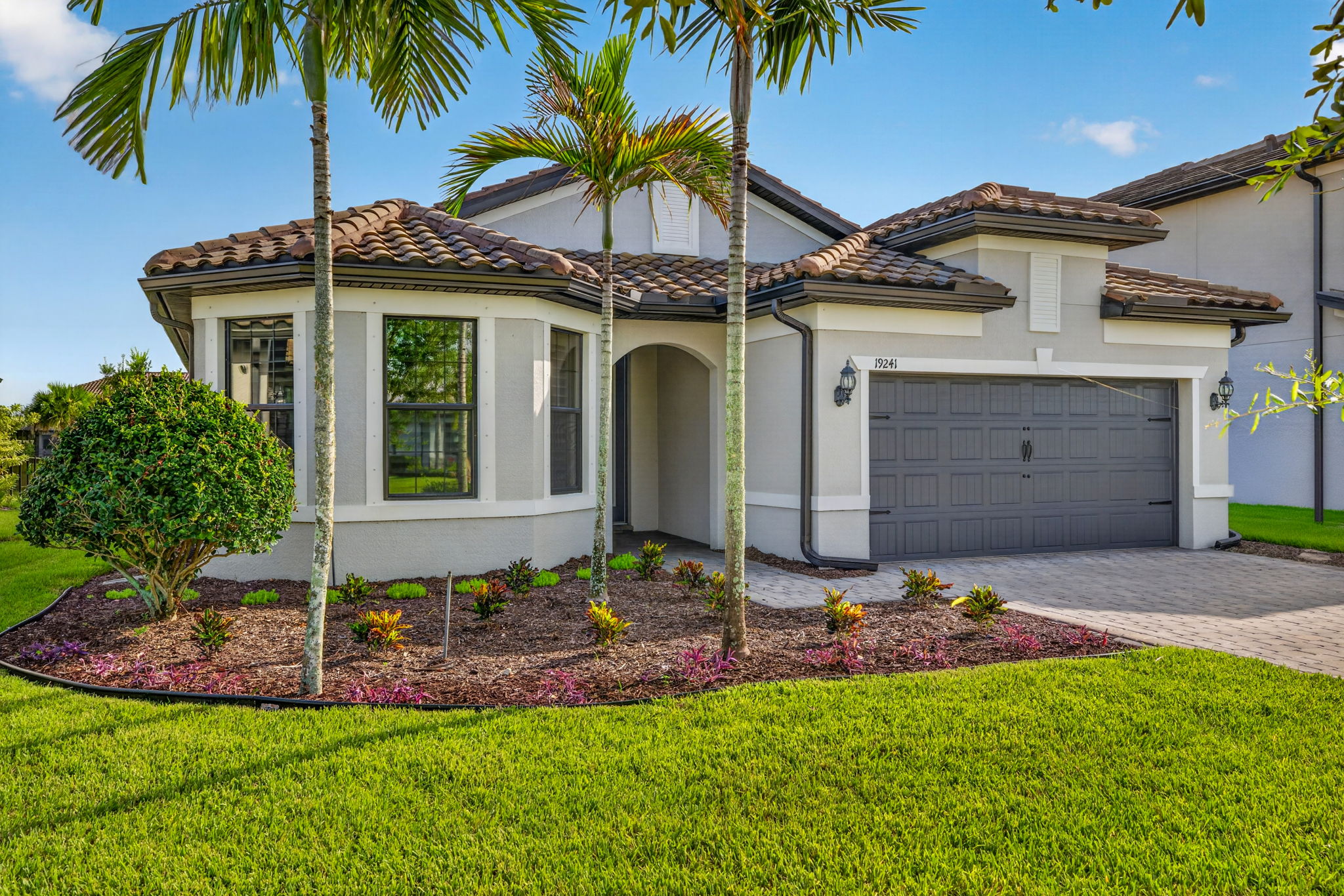 Front Exterior 2 of 2