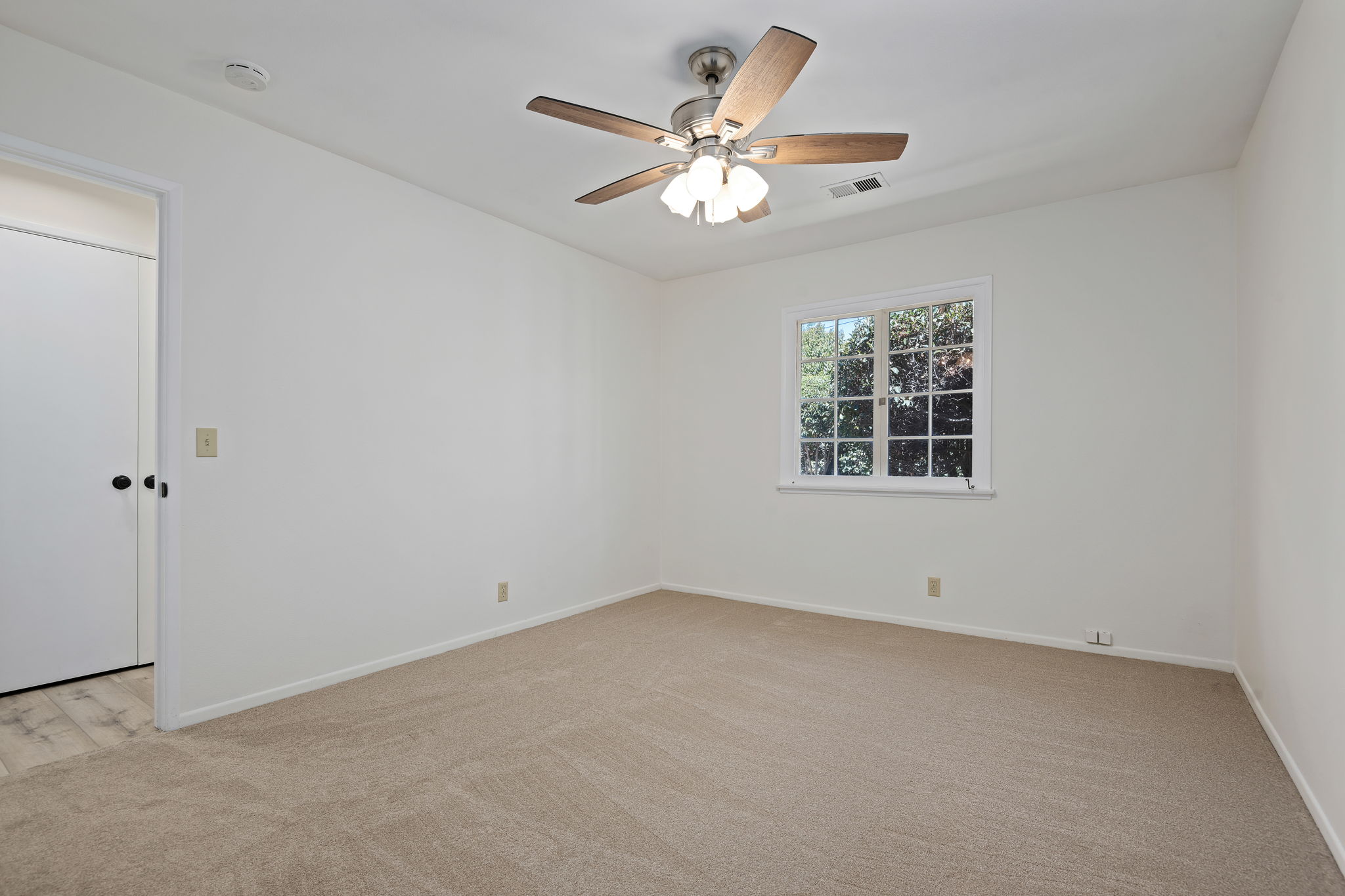 21 - Bedroom 2