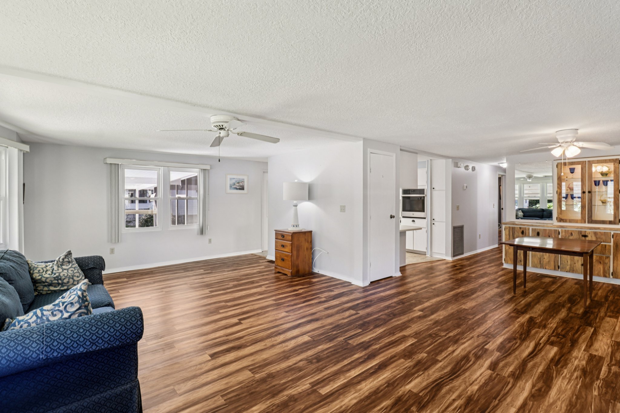 Brookside Dr-S2310-008.jpg