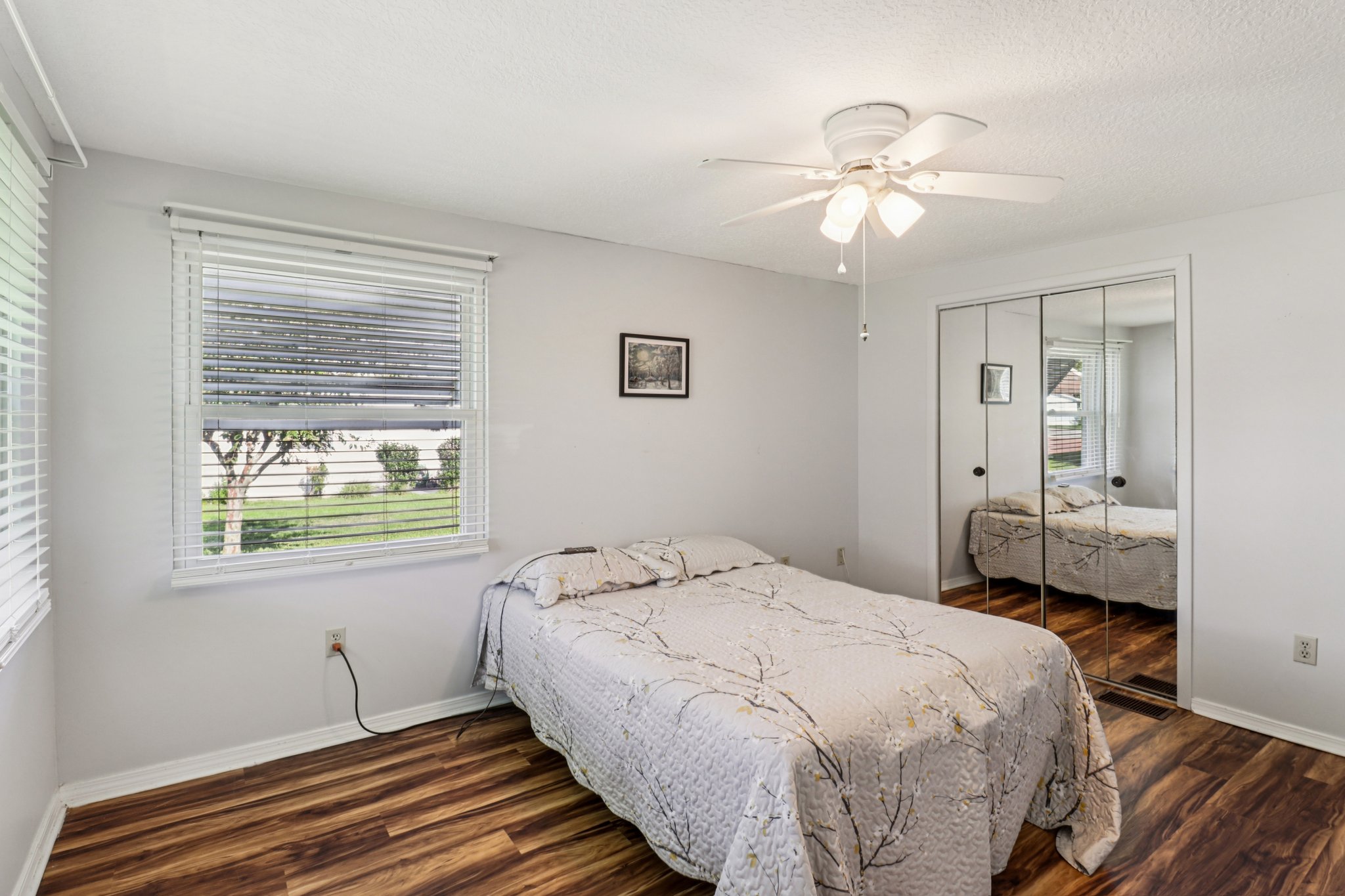 Brookside Dr-S2310-023.jpg