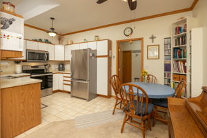 10-Dining Room