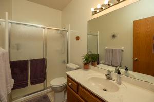 23-Bathroom