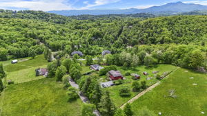 DJI_20250525020528_0827_D