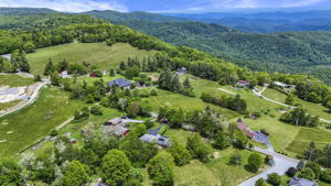 DJI_20250525020842_0842_D