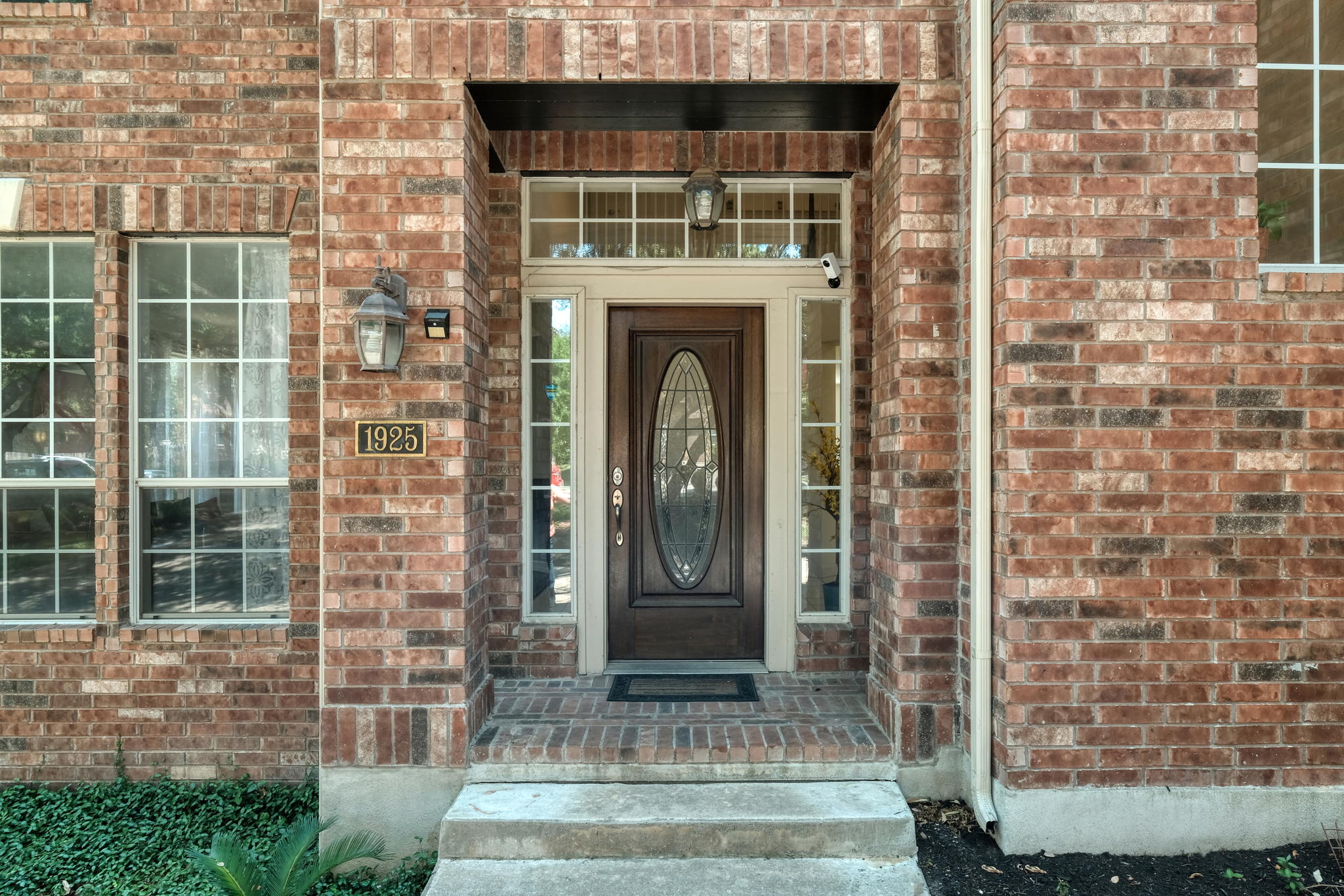 Front Entry Detail