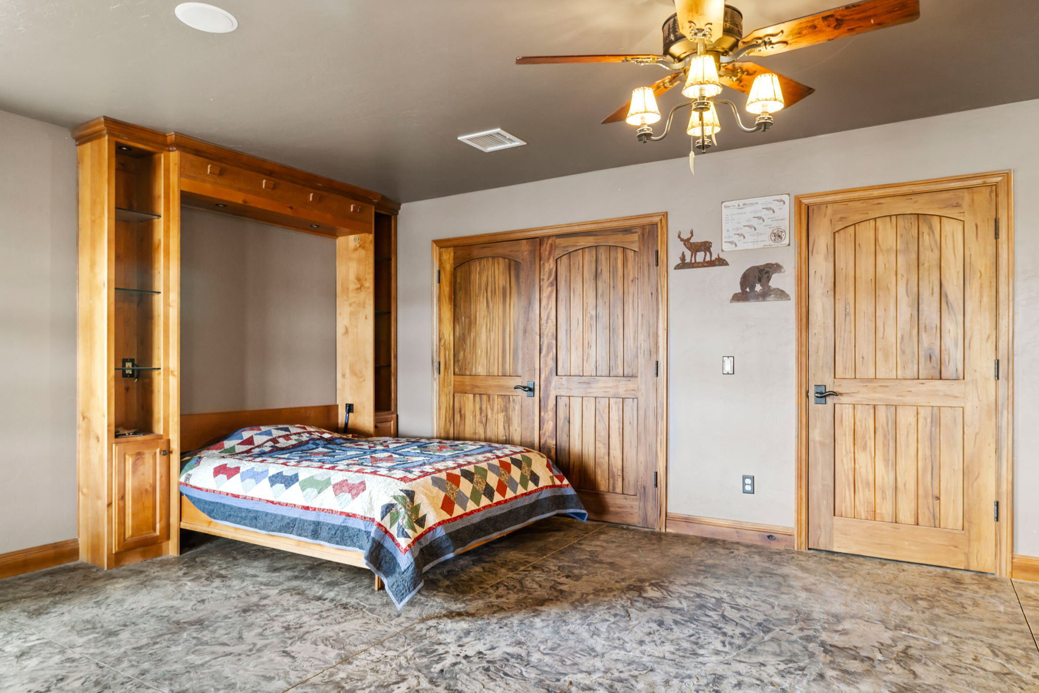 Family Room (3)