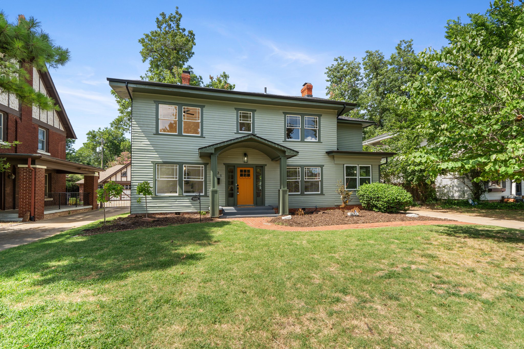 1925 NW 17th St, Oklahoma City, OK 73106 | Nested Tours