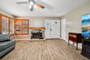 Starfire Ave S-S0111-009.jpg