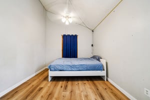 Starfire Ave S-S0111-023.jpg