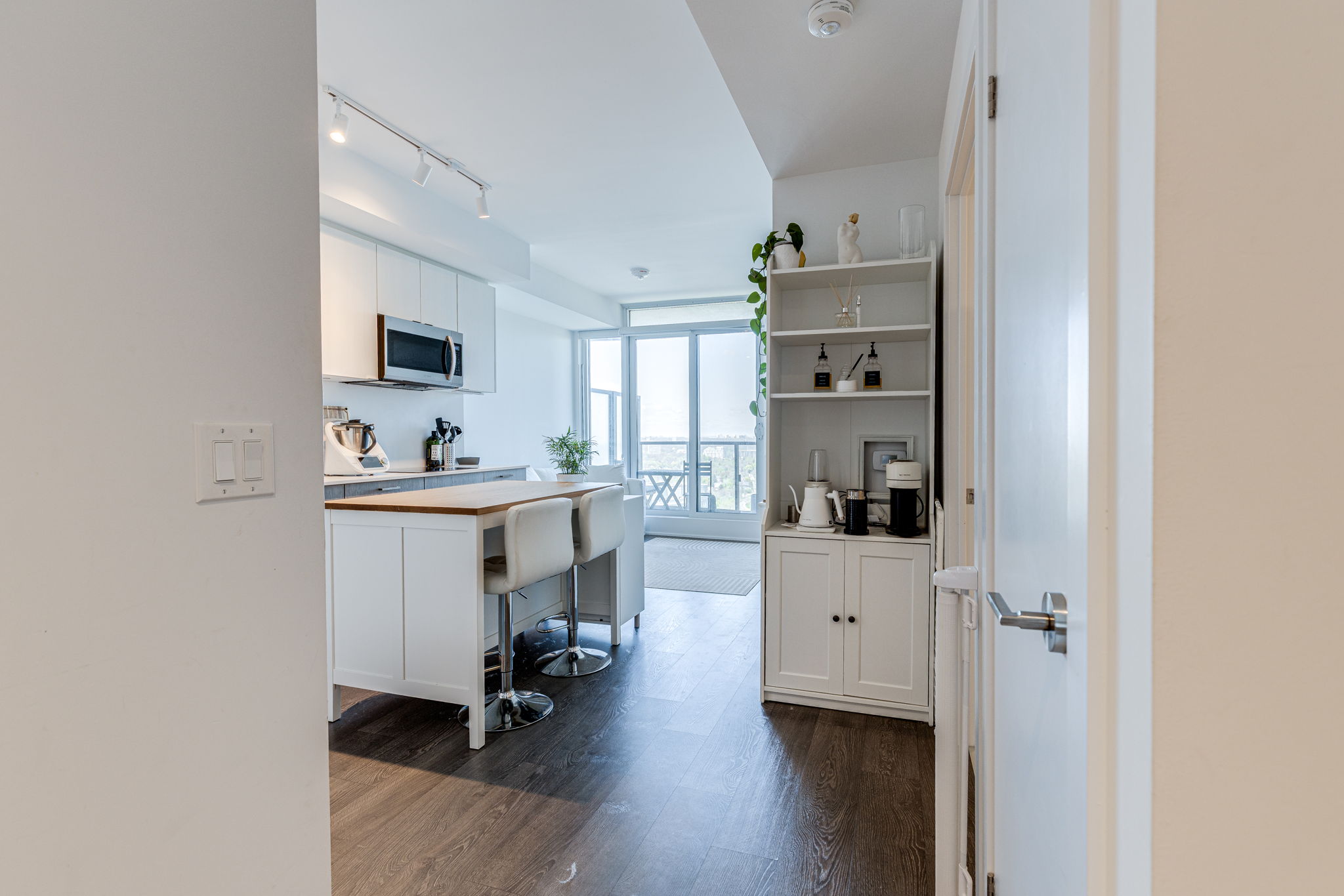 Toronto property showcase — delivered property photograph 6