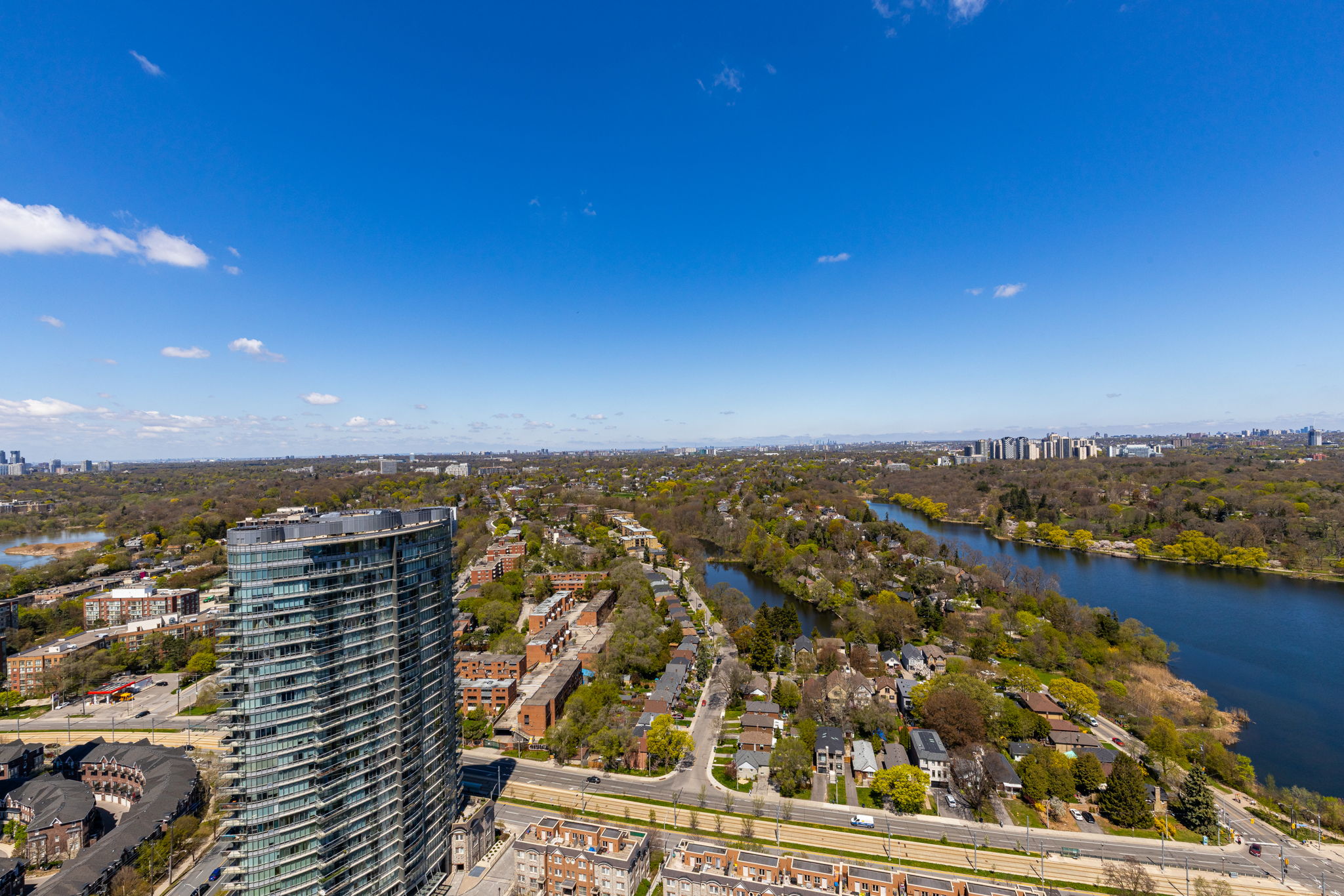 Toronto property showcase — delivered property photograph 26