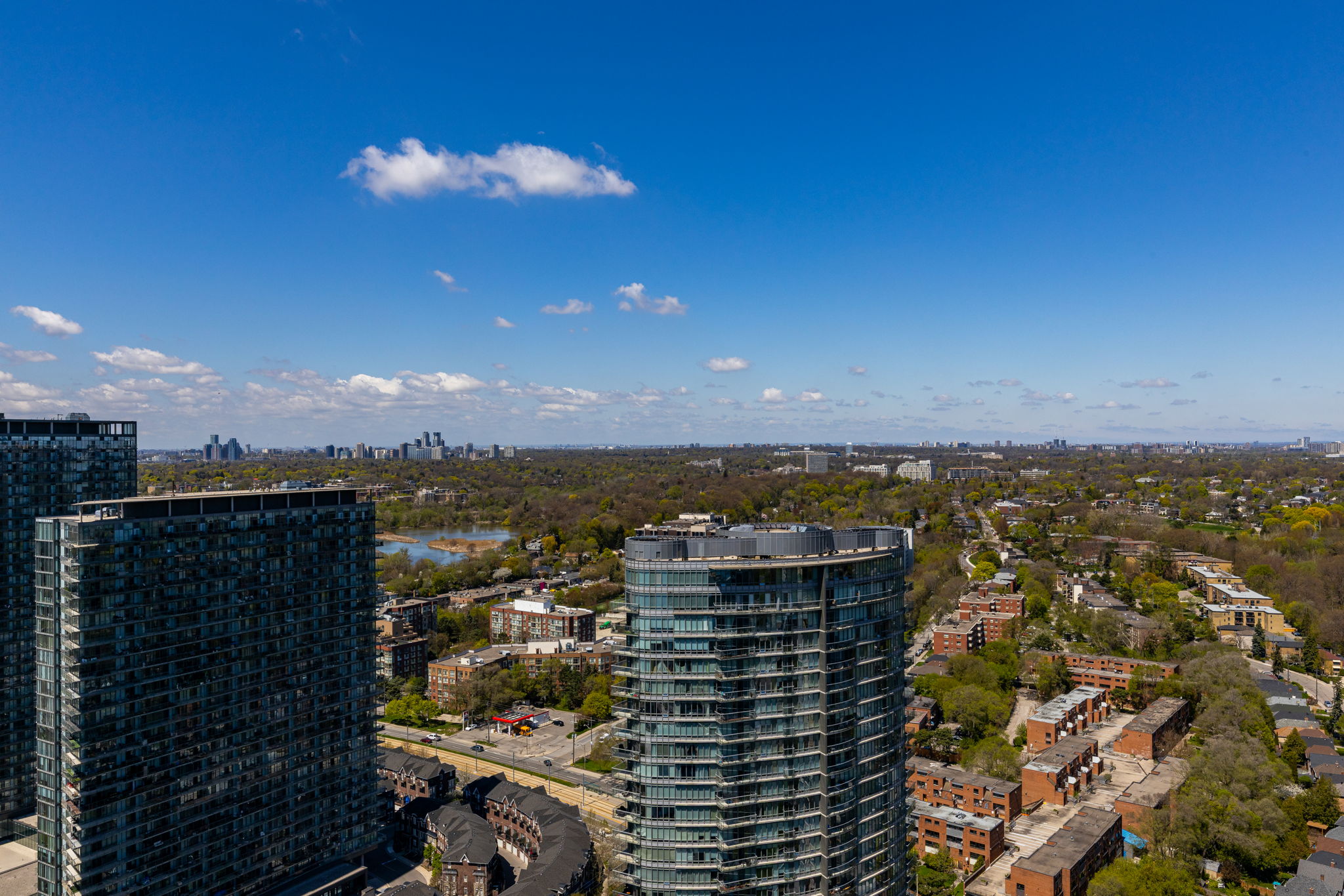 Toronto property showcase — delivered property photograph 29