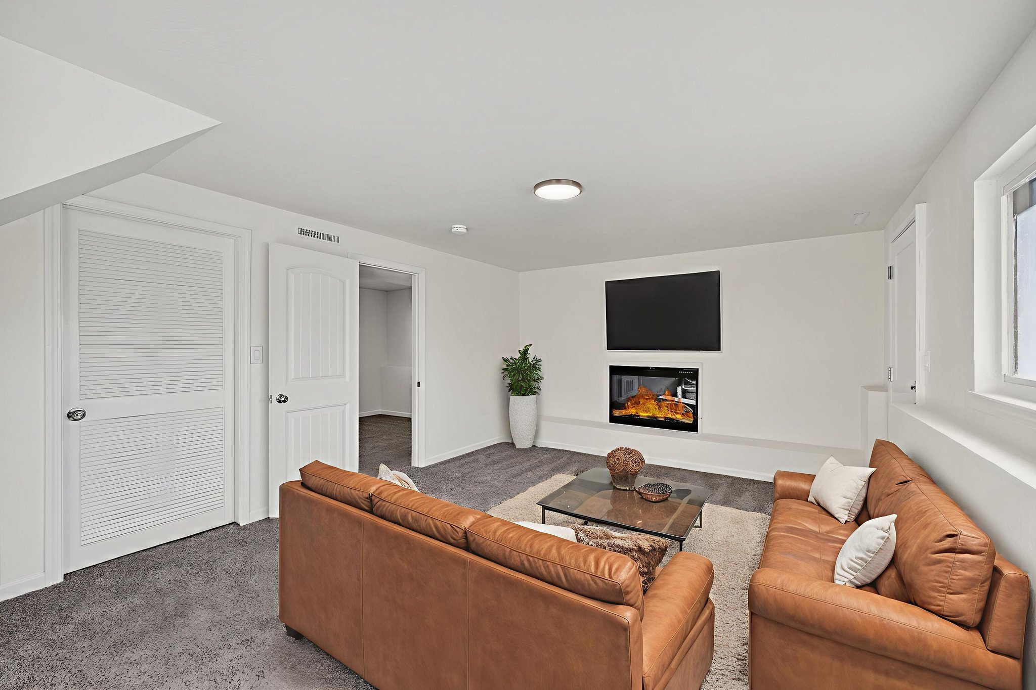 BCM_1047 virtually staged.jpeg