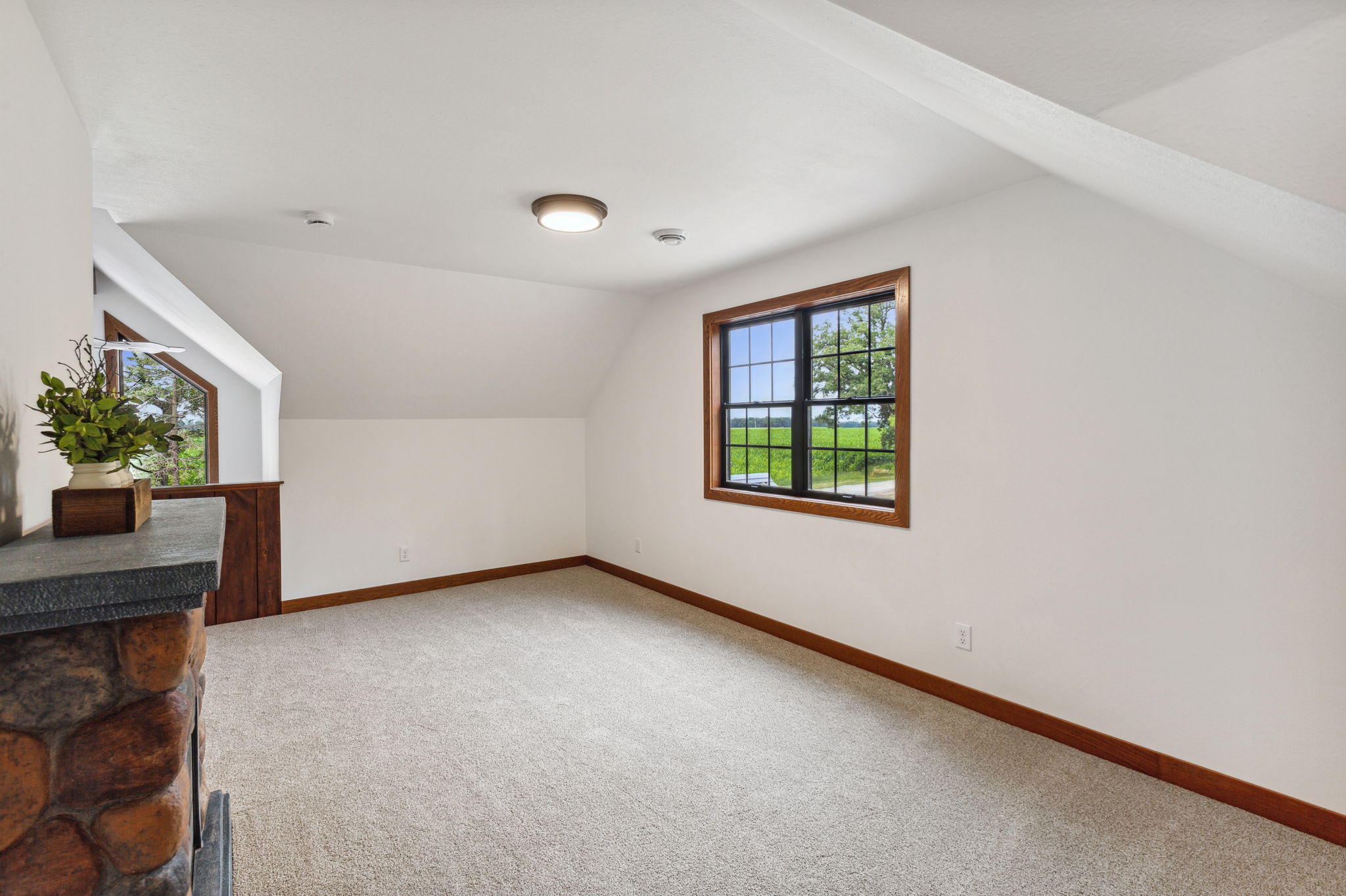24_Interior