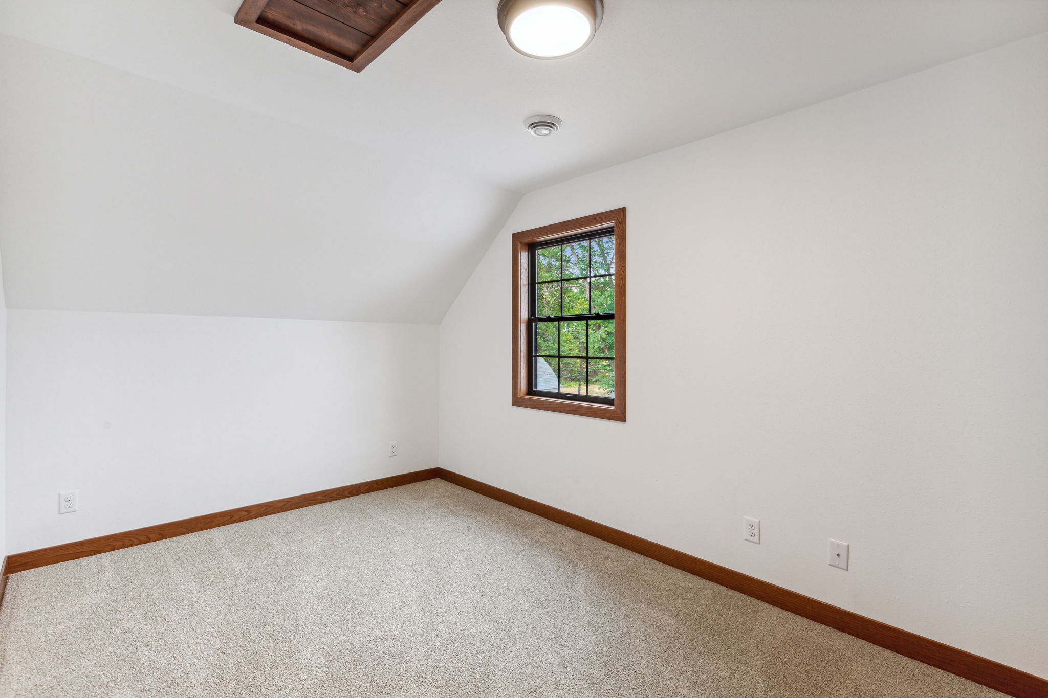 26_Interior