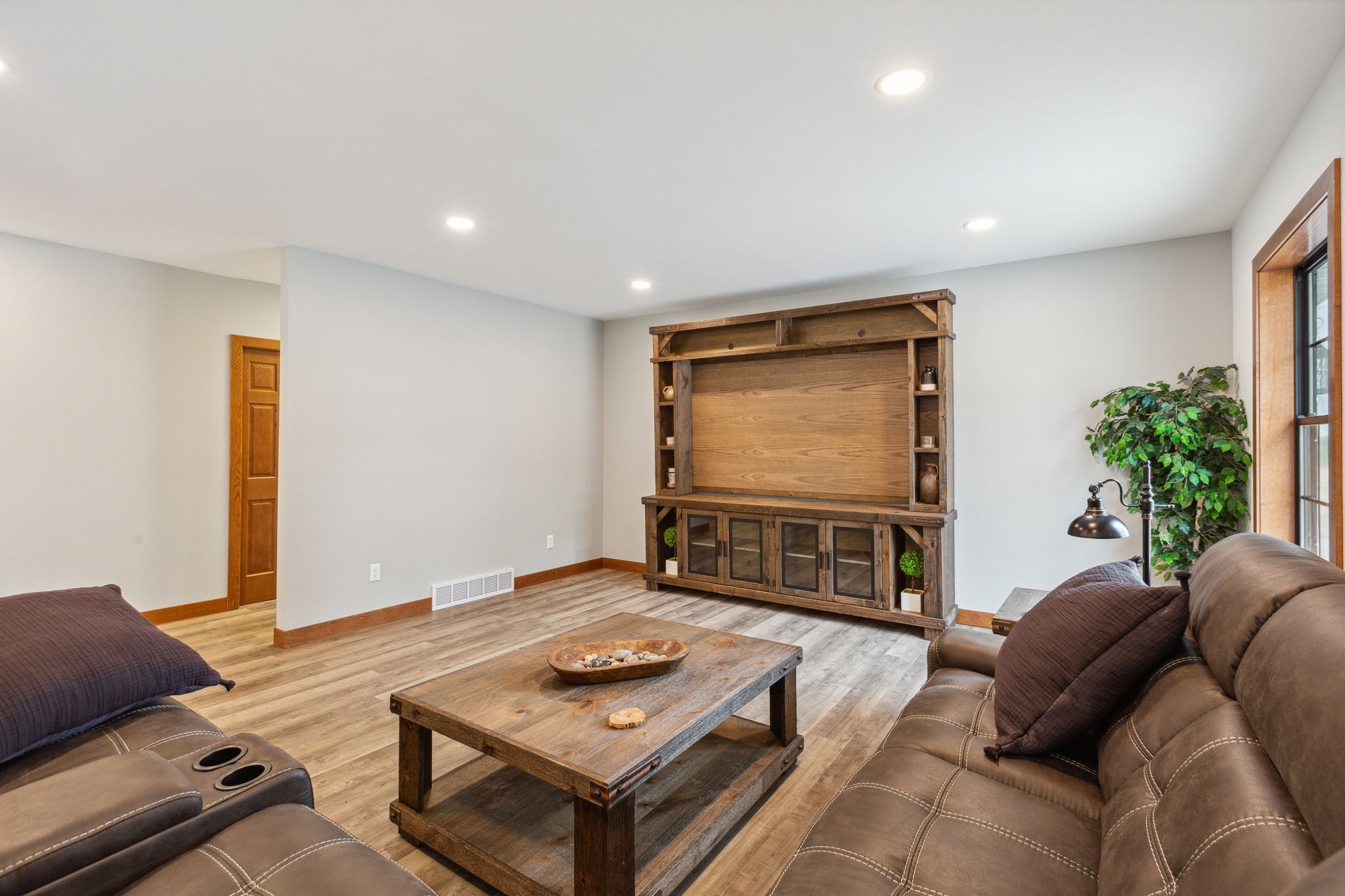08_Interior