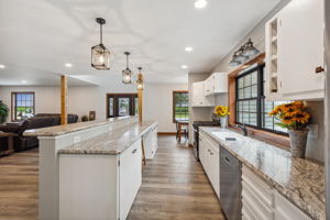 13_Interior