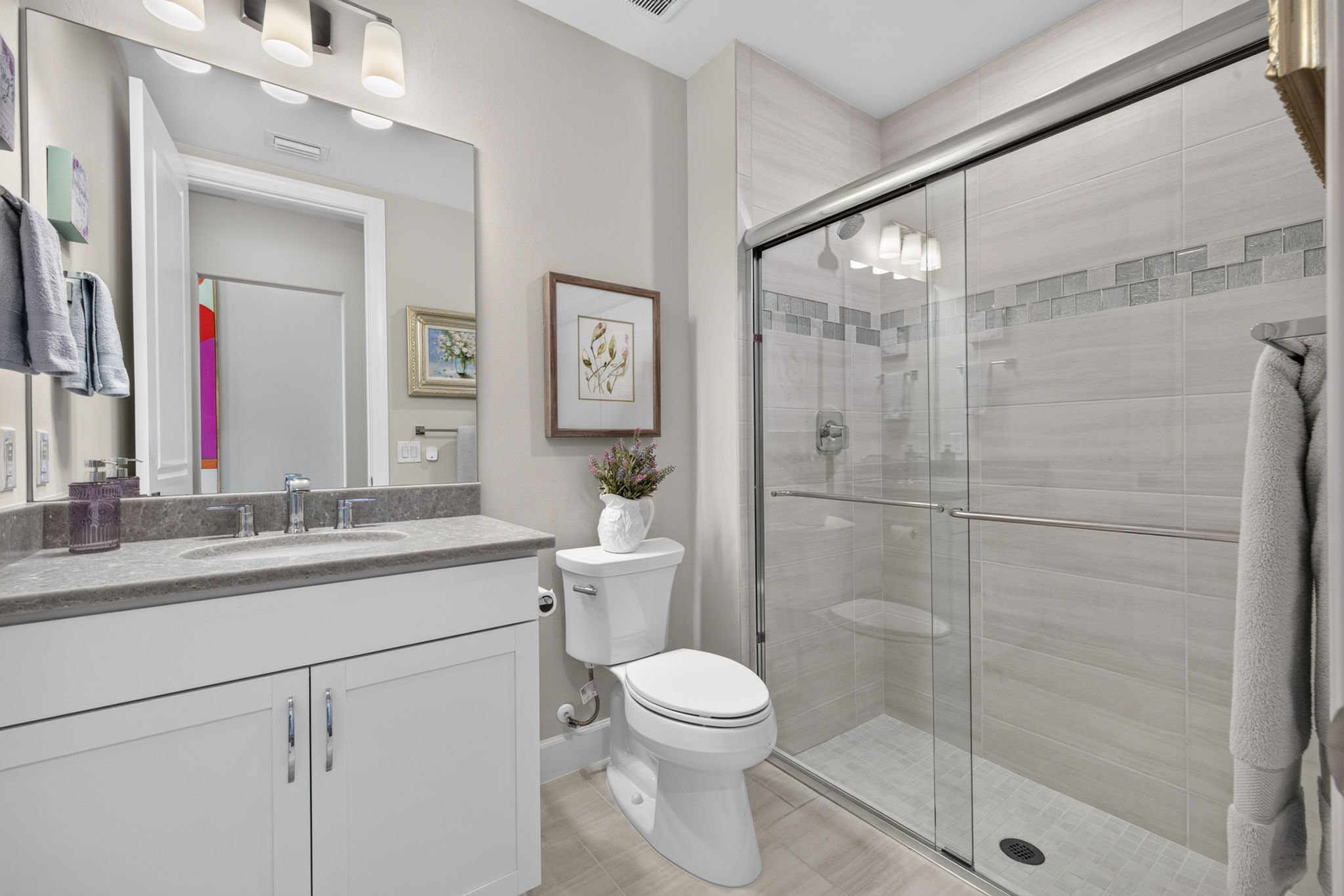 Guest Bathroom 1